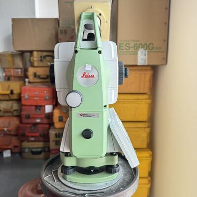 Leica TS03 Total Station with 1'' Minimum Display 30X Magnification and 1000m Non Prism Distance for Precision Surveying