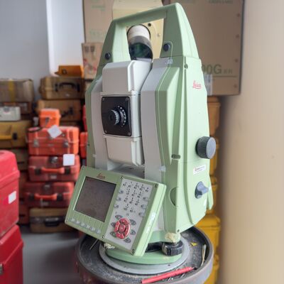Sân trạm tổng thể Leica sử dụng TM50 IP66 Đánh giá không phản xạ Leica với bộ nhớ 1G cho khảo sát ngoài trời khắc nghiệt