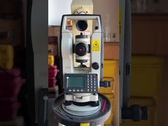 Máy kinh vĩ kỹ thuật số điện tử